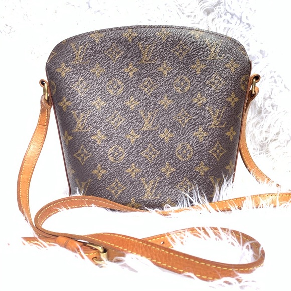 Louis Vuitton Handbags - 🖤SALE🖤〰️Louis Vuitton〰️ Drouot Crossbody